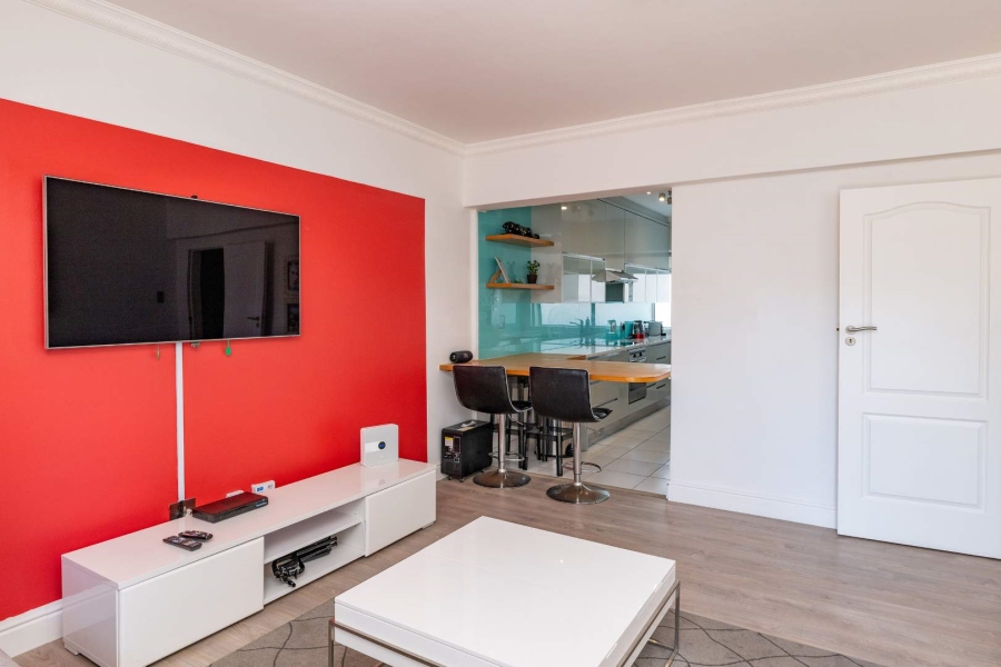 2 Bedroom Property for Sale in Sea Point Western Cape